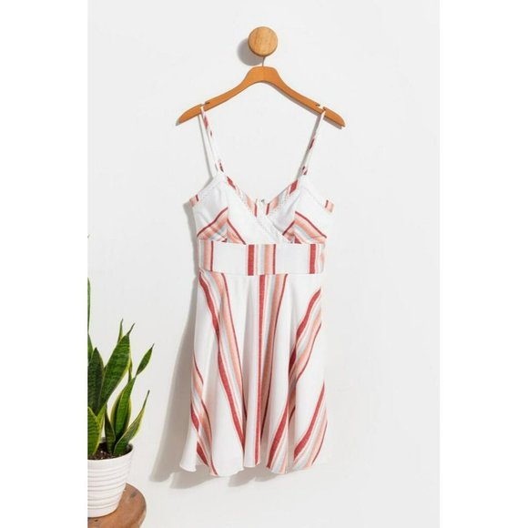 Mi Ami Ladies Spaghetti Strap Summer Stripe Night Out Beachy Chic Dress Size M - Picture 2 of 8